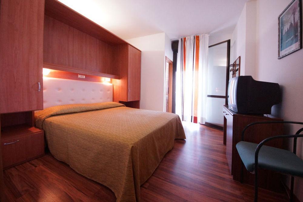 Hotel President Lido di Jesolo Exterior foto